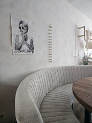 Sfeerbeeld van het canvas doek Brigitte Bardot in Dutch Old Canvas.