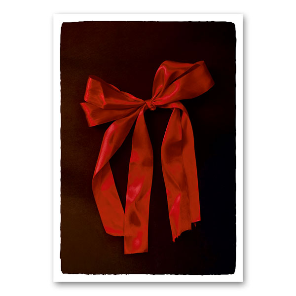 Canvas van een rode strik op donkere achtergrond – feestelijke en stijlvolle wanddecoratie van Mo-Ca.