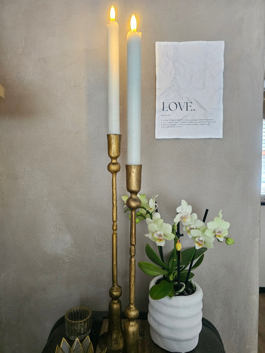Love aan de muur