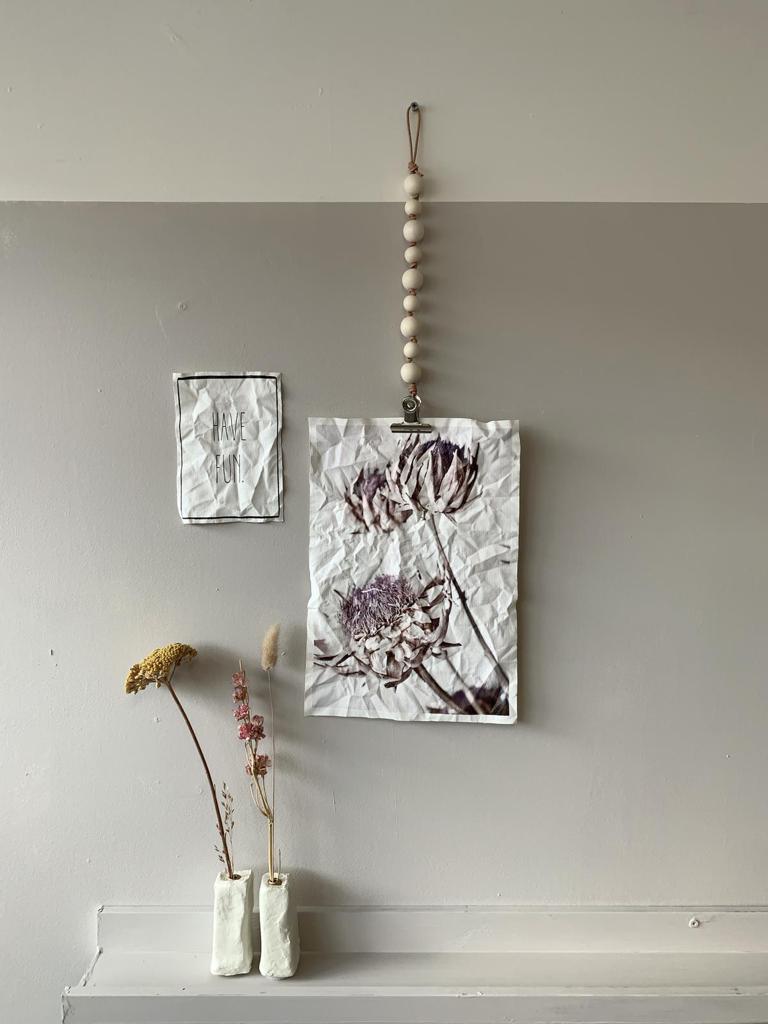 Mo-Ca Dutch old canvas Wooden beads clips hanger